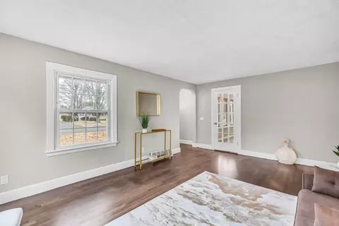 141 Parkerview St, Springfield, MA 01129 photo 15