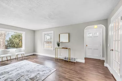 141 Parkerview St, Springfield, MA 01129 photo 17