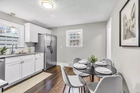 141 Parkerview St, Springfield, MA 01129 photo 10