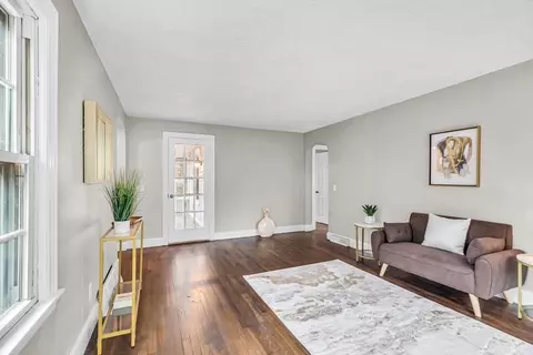 141 Parkerview St, Springfield, MA 01129 photo 14