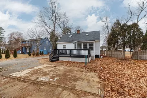 141 Parkerview St, Springfield, MA 01129 photo 39
