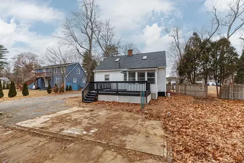 141 Parkerview St, Springfield, MA 01129 photo 39