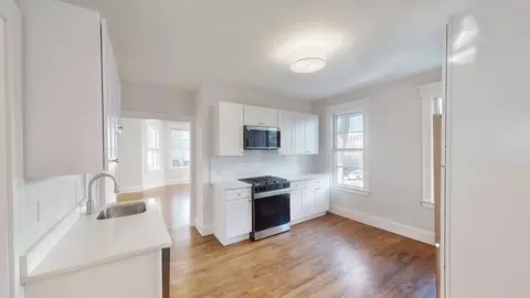 104 Williams St #2, Boston, MA 02130