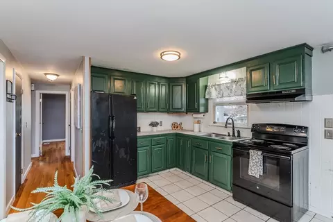 Kitchen - 28 Birch Glen Rd, Springfield, MA 01119 photo 3 of 3
