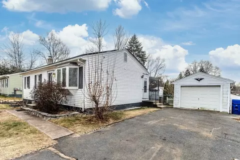 Exterior - 28 Birch Glen Rd, Springfield, MA 01119 photo 2 of 8