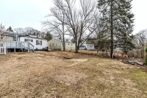 Exterior - 28 Birch Glen Rd, Springfield, MA 01119 photo 4 of 8