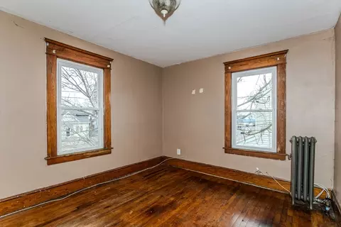 Bedroom - 237 East St, Springfield, MA 01104 photo 1 of 9