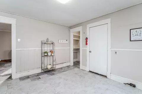 Entry Way - 237 East St, Springfield, MA 01104 photo 1 of 1