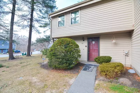 22 Greenwood Village St #22, Easton, MA 02356