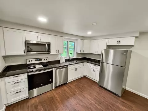 19 Valmor St, Worcester, MA 01604 photo 5