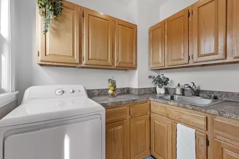 3 Imperial Pl, Worcester, MA 01604 photo 37