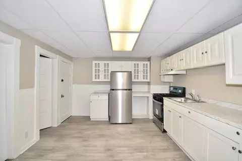 Kitchen - 56 Kenyon St, Springfield, MA 01109 photo 2 of 3