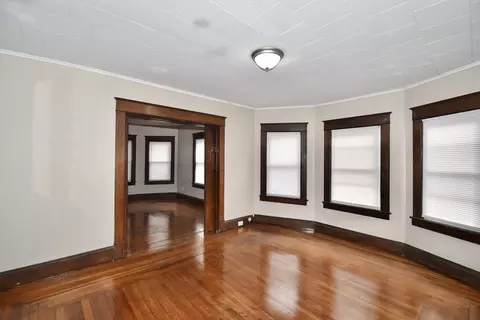 Living - 56 Kenyon St, Springfield, MA 01109 photo 1 of 7