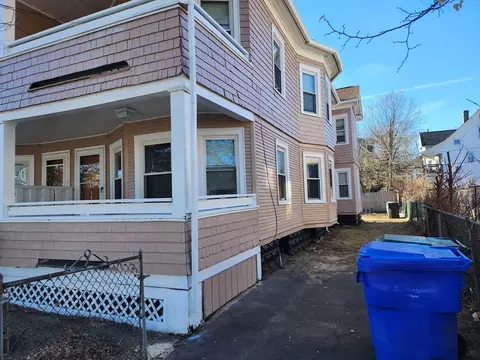 Exterior - 56 Kenyon St, Springfield, MA 01109 photo 2 of 4