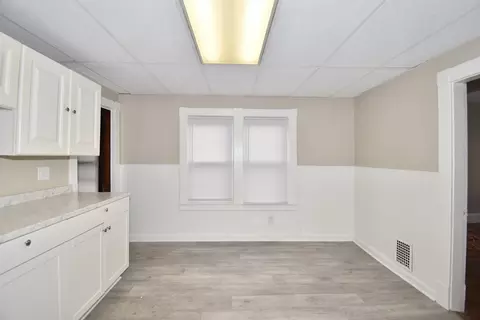 Entry Way - 56 Kenyon St, Springfield, MA 01109 photo 1 of 1