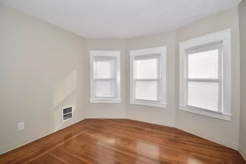 Living - 56 Kenyon St, Springfield, MA 01109 photo 7 of 7