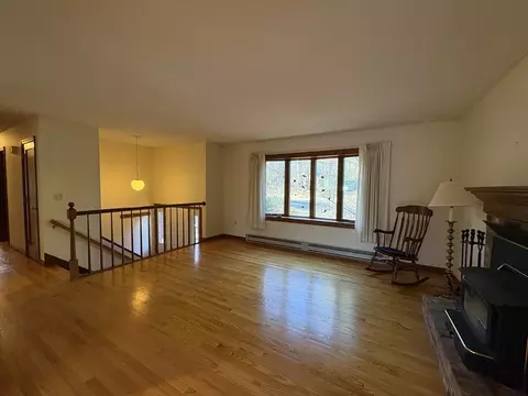 26 Hitching Post Rd, Amherst, MA 01002 photo 5
