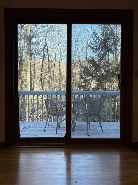 26 Hitching Post Rd, Amherst, MA 01002 photo 14