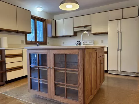 26 Hitching Post Rd, Amherst, MA 01002 photo 11
