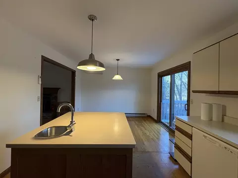 26 Hitching Post Rd, Amherst, MA 01002 photo 13
