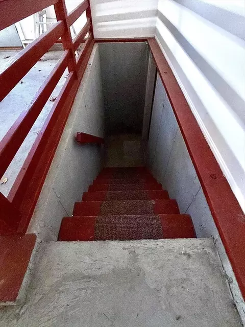 61 Park Ave, Webster, MA 01570 photo 37