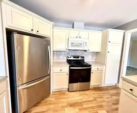 61 Park Ave, Webster, MA 01570 photo 14