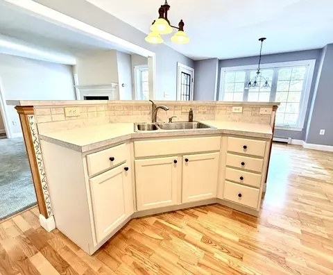 61 Park Ave, Webster, MA 01570 photo 16