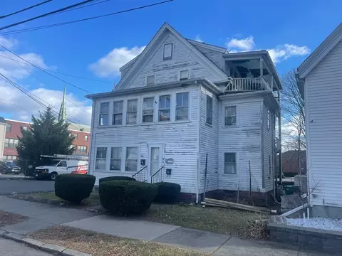 44 Bowler St, Lynn, MA 01904