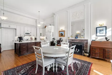 273 Commonwealth Ave #2, Boston, MA 02116