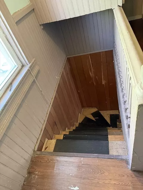 Entry Way - 56 Robin St, Everett, MA 02149 photo 1 of 3