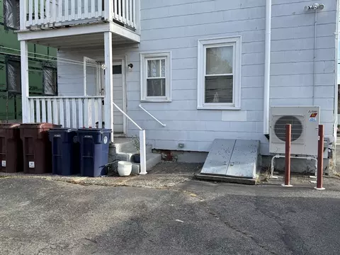 Exterior - 56 Robin St, Everett, MA 02149 photo 6 of 9