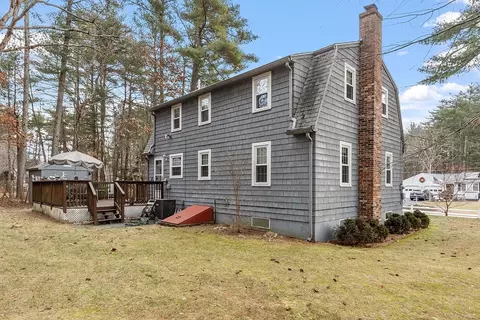 Exterior - 15 Chestnut, Townsend, MA 01469 photo 4 of 6