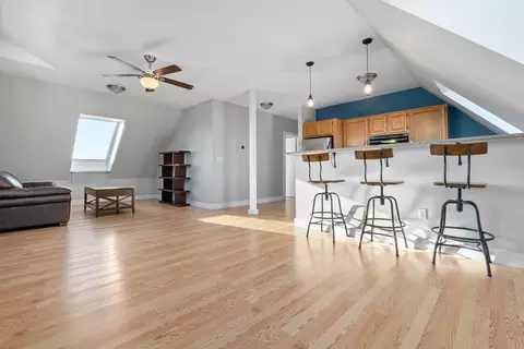 37 Washington St #8, Gloucester, MA 01930 photo 12
