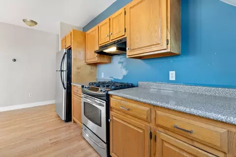 37 Washington St #8, Gloucester, MA 01930 photo 18