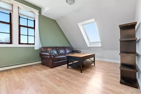 37 Washington St #8, Gloucester, MA 01930 photo 11