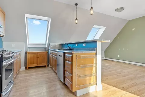 37 Washington St #8, Gloucester, MA 01930 photo 15