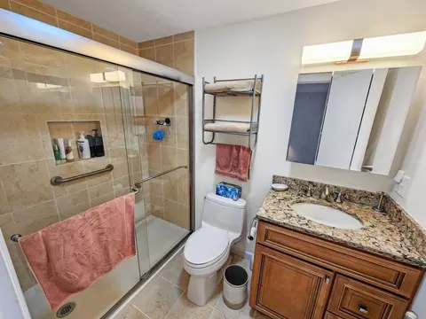 59 Martha St UNIT B, Fall River, MA 02720 photo 19