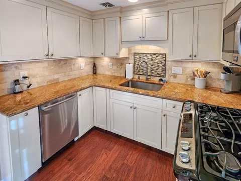 59 Martha St UNIT B, Fall River, MA 02720 photo 3