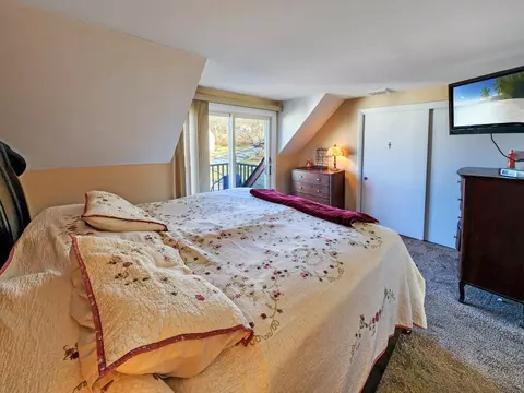 59 Martha St UNIT B, Fall River, MA 02720 photo 21