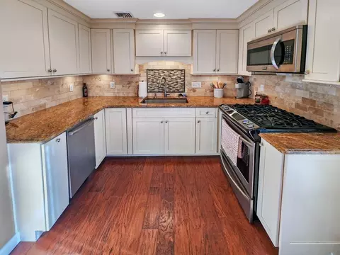59 Martha St UNIT B, Fall River, MA 02720 photo 2