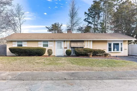 Exterior - 1 Mcdevitt Rd, Randolph, MA 02368 photo 2 of 4
