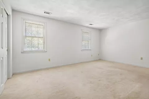 Bedroom - 15 Apple Ridge Rd #3, Maynard, MA 01754 photo 2 of 8