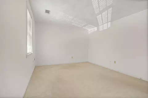Bedroom - 15 Apple Ridge Rd #3, Maynard, MA 01754 photo 6 of 8
