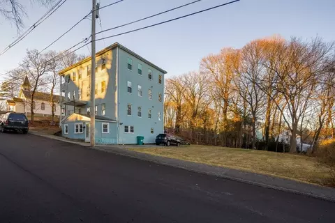 29 Mount Pleasant, Webster, MA 01570 photo 3