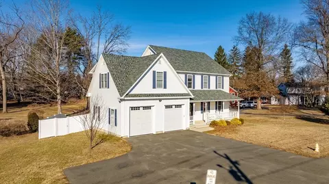 10 Elm St, Agawam, MA 01001