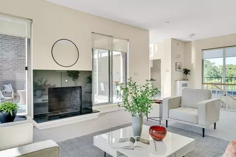 99 Pond Ave #PH804, Brookline, MA 02445