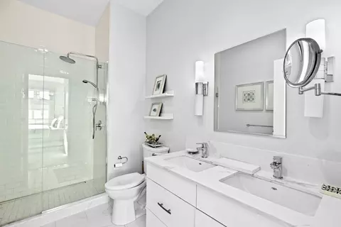 Bath - 10 Shipyard Dr #215, Hingham, MA 02043 photo 2 of 2
