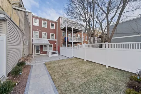 683 E 8th St, Boston, MA 02127 photo 30
