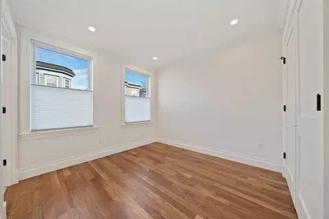 683 E 8th St, Boston, MA 02127 photo 15