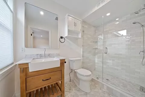 683 E 8th St, Boston, MA 02127 photo 14